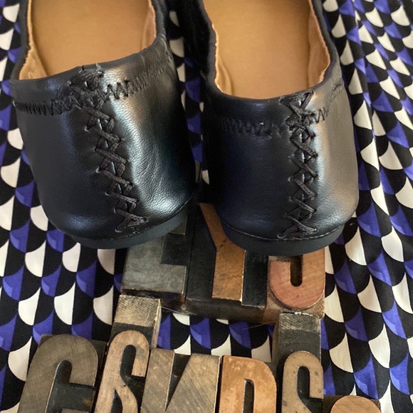 🍀LUCKY BRAND ‘Erin’ Leather Ballet Flats in Black - Picture 6 of 8